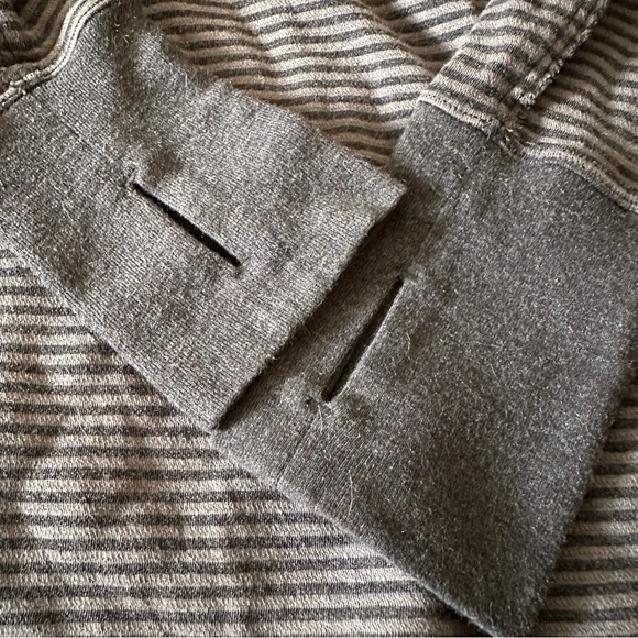 Lululemon Reversible Pullover Sweater - Picture 2 of 7